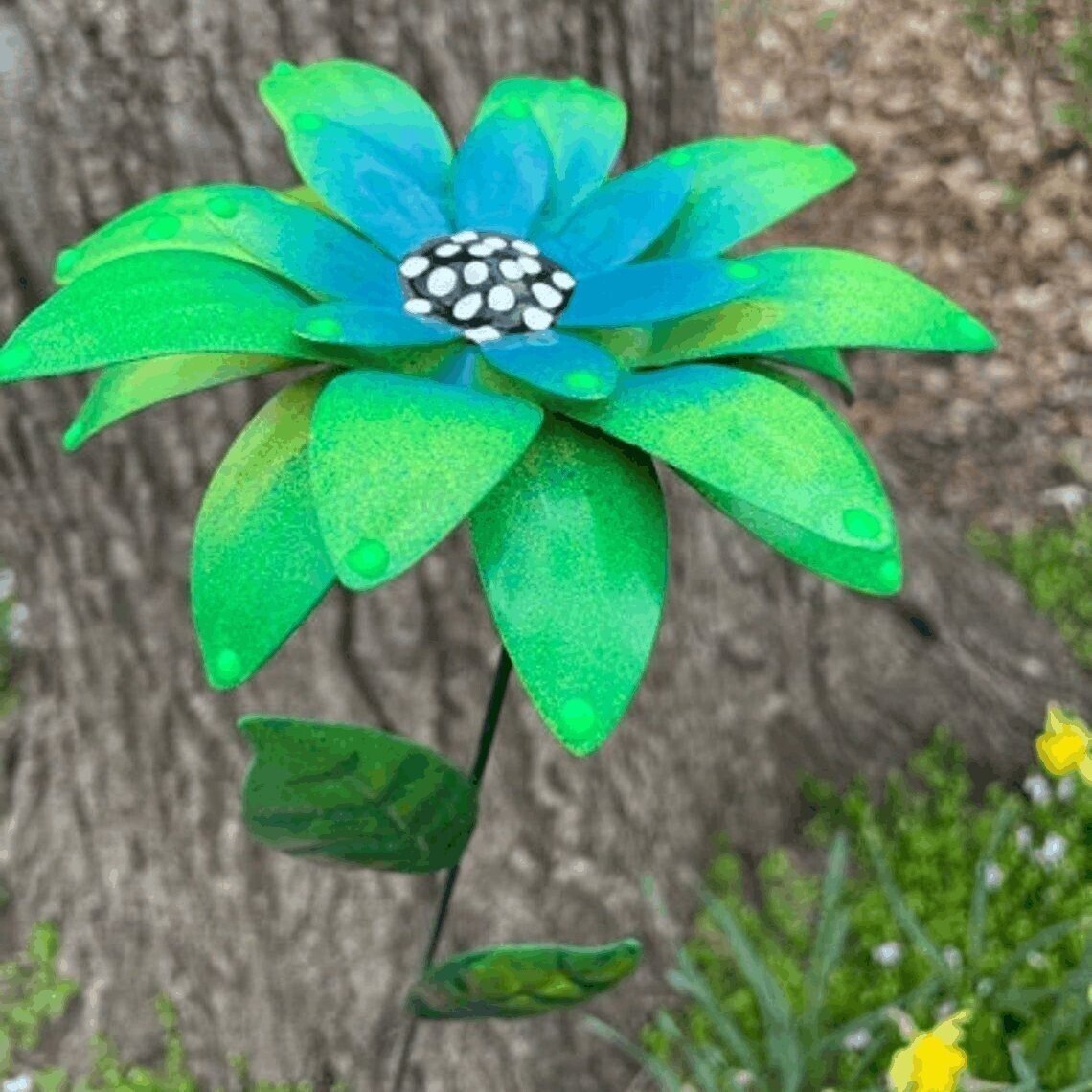 🔥SUMMER HOT SALE - 49% OFF🔥Metal Flowers Garden Stakes